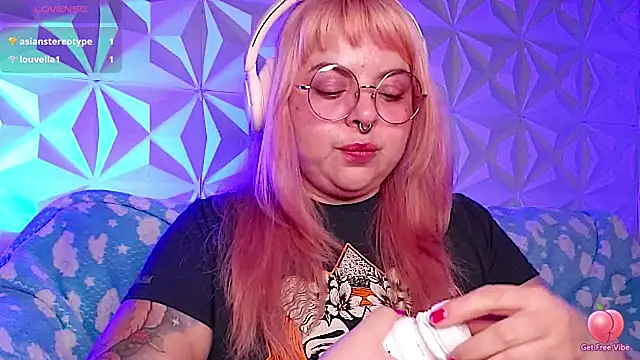 Satyn doll online show from 03/26/26, 12:09