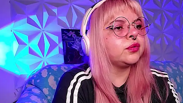 Satyn doll online show from 04/15/26, 12:16