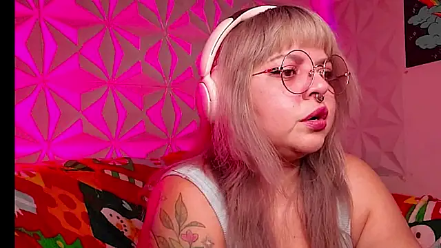 Satyn doll online show from 12/20/25, 12:57