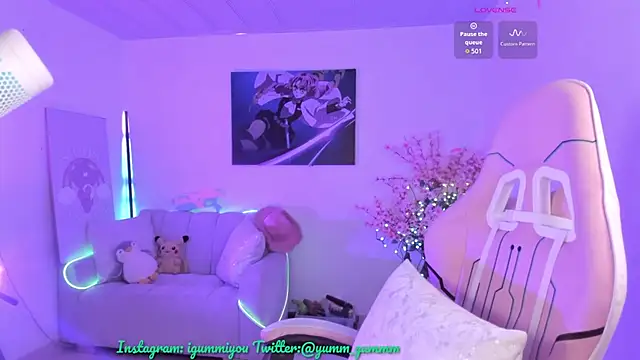 Snapshot of cute_catlyn chatting on 07/08/26, 05:57 cute catlyn online show from 07/08/26, 05:57