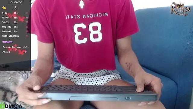 karen sofia  online show from 04/06/26, 08:32