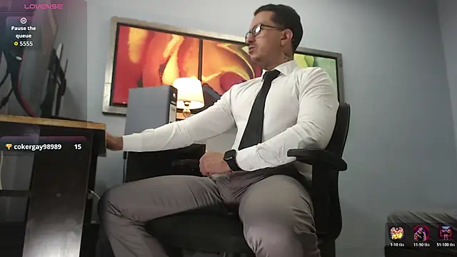 Snapshot of randyluke chatting on 02/08/26, 10:35 randyluke online show from 02/08/26, 10:35