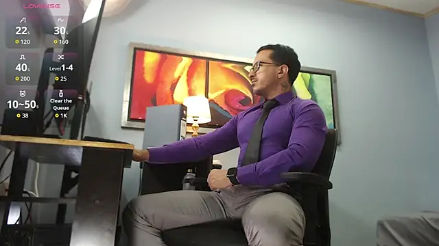 Snapshot of randyluke chatting on 02/13/26, 06:30 randyluke online show from 02/13/26, 06:30