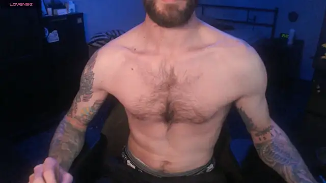 SexxxyLouis online show from 10/18/25, 01:24