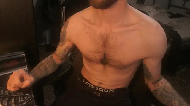 SexxxyLouis online show from 04/12/26, 09:34