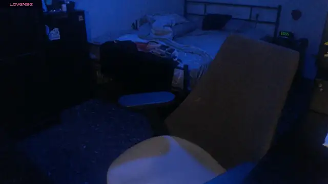 SexxxyLouis online show from 10/29/25, 09:03