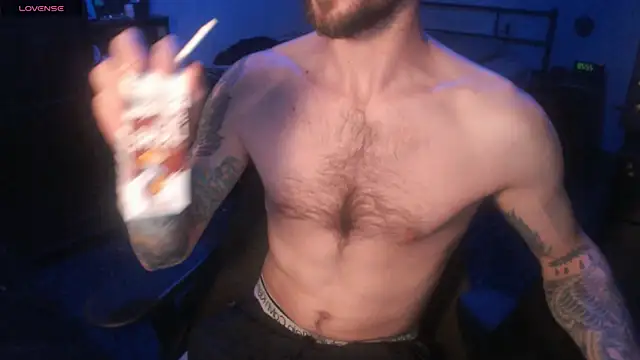 SexxxyLouis online show from 11/04/25, 09:29