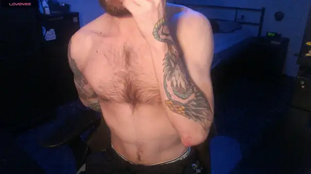 SexxxyLouis online show from 10/21/25, 09:30