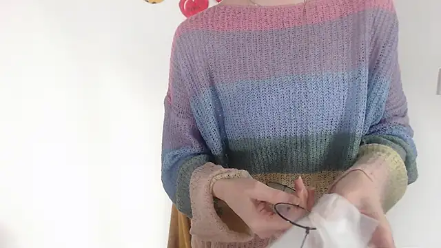  Hanna Moon  online show from 04/24/26, 08:27
