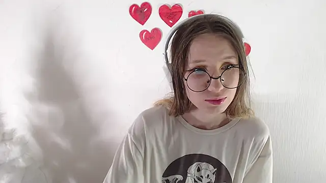  Hanna Moon  online show from 03/07/26, 08:10