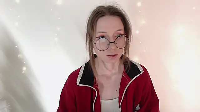  Hanna Moon  online show from 02/12/26, 08:03