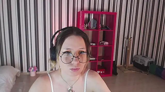 Snapshot of _Hanna_Moon_ chatting on 01/30/25, 07:39 Hanna Moon online show from 01/30/25, 07:39