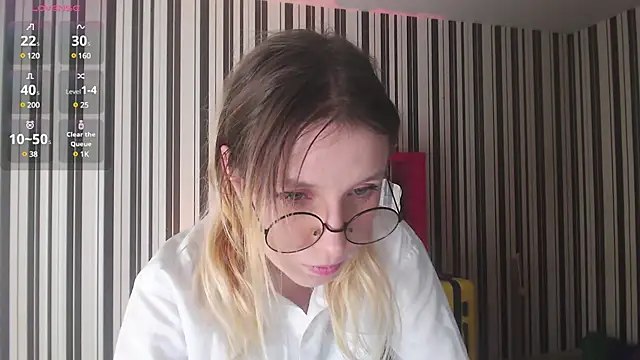Snapshot of _Hanna_Moon_ chatting on 12/11/24, 07:42 Hanna Moon online show from 12/11/24, 07:42