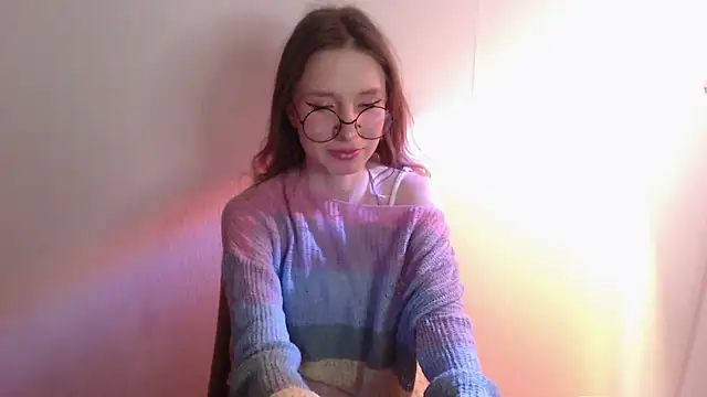  Hanna Moon  online show from 05/04/26, 12:19