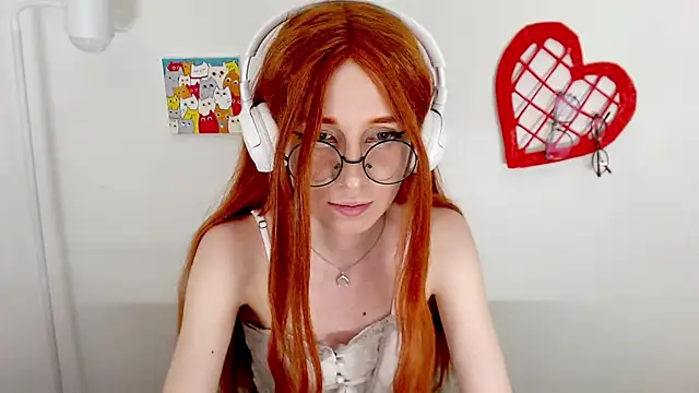 Snapshot of _Hanna_Moon_ chatting on 07/01/26, 01:44 Hanna Moon online show from 07/01/26, 01:44