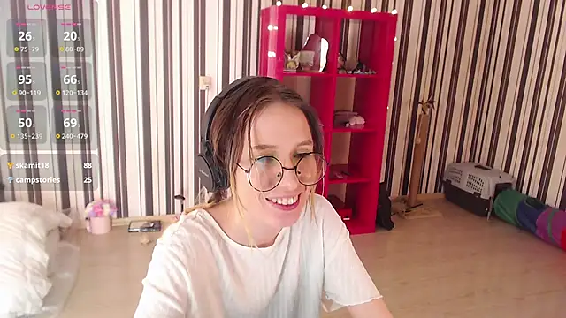 Snapshot of _Hanna_Moon_ chatting on 02/07/25, 09:58 Hanna Moon online show from 02/07/25, 09:58