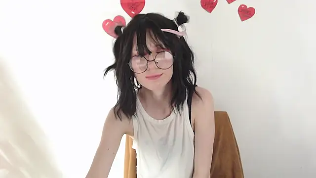  Hanna Moon  online show from 03/17/26, 08:39