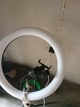 Snapshot of samagira chatting on 10/30/25, 02:36 samagira online show from 10/30/25, 02:36