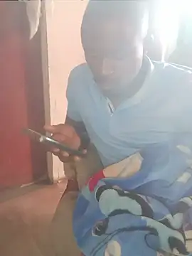 Snapshot of samagira chatting on 12/27/24, 05:31 samagira online show from 12/27/24, 05:31