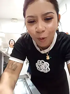 little susie online show from 11/03/25, 09:35