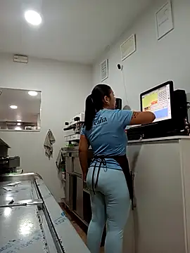 little susie online show from 10/27/25, 09:10