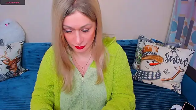 EllenMoore online show from 03/03/26, 03:13