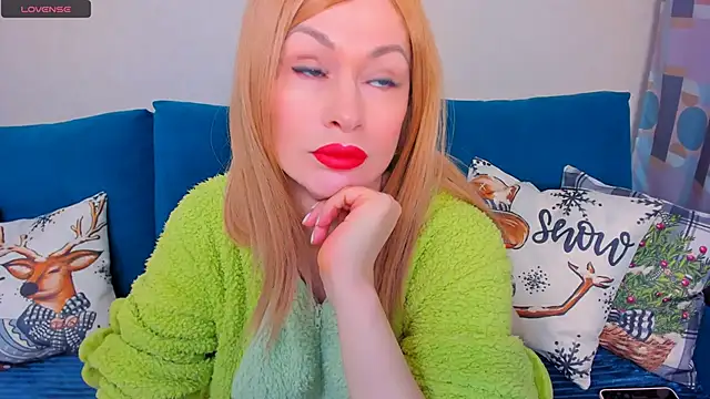 EllenMoore online show from 12/01/25, 03:07