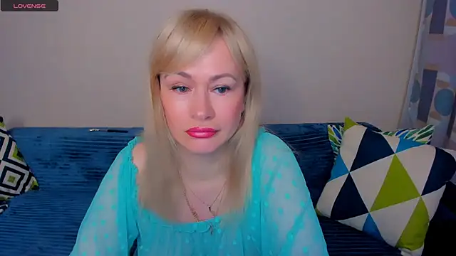 EllenMoore online show from 07/02/26, 03:07