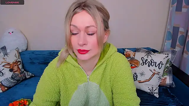 EllenMoore online show from 03/05/26, 03:14