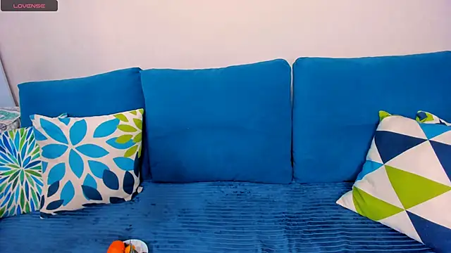 EllenMoore online show from 11/17/25, 03:10