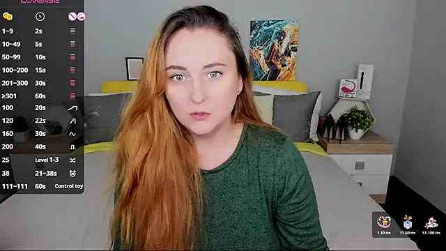 BabeLessi online show from 11/30/25, 06:30