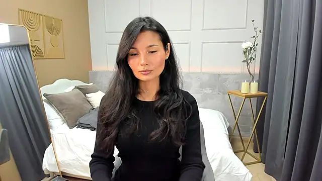 Snapshot of ErikaSoft chatting on 12/02/25, 05:42 ErikaSoft online show from 12/02/25, 05:42