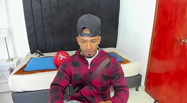 Snapshot of anhtony_wayans chatting on 02/15/25, 12:26 anhtony wayans online show from 02/15/25, 12:26