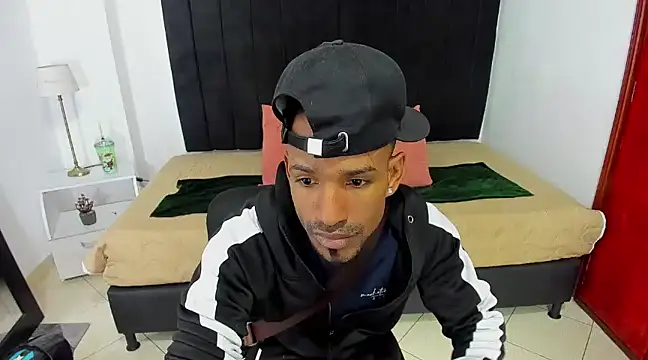 Snapshot of anhtony_wayans chatting on 12/02/24, 07:55 anhtony wayans online show from 12/02/24, 07:55
