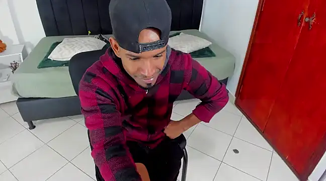 Snapshot of anhtony_wayans chatting on 03/05/25, 12:49 anhtony wayans online show from 03/05/25, 12:49