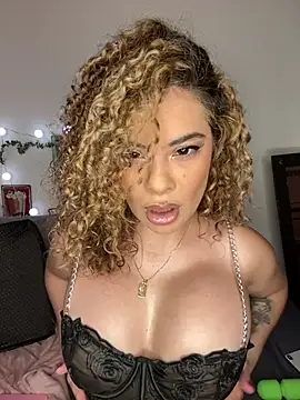 Rachell More online show from 03/26/26, 02:32