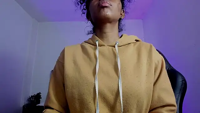 Ellie Alves online show from 11/09/25, 02:32