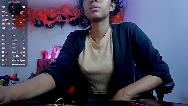 Ellie Alves online show from 10/25/25, 02:50