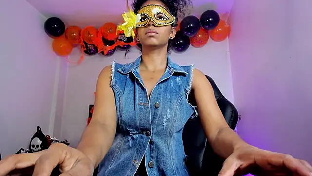 Ellie Alves online show from 10/31/25, 01:19