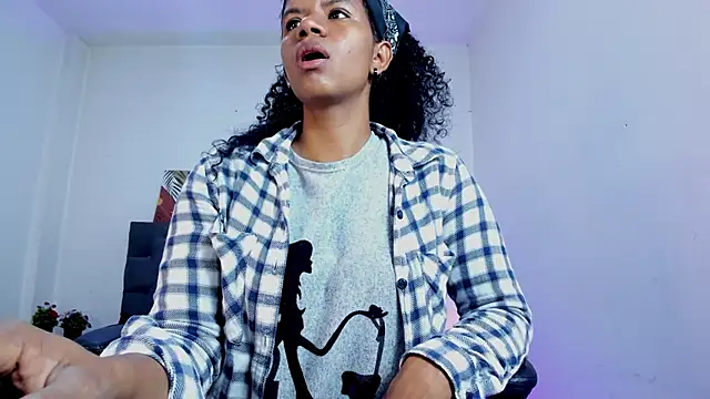 Ellie Alves online show from 10/09/25, 01:55