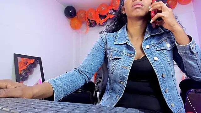 Ellie Alves online show from 10/30/25, 12:58