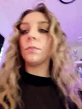 LilyOrion online show from 11/24/25, 07:25