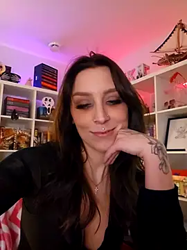 LilyOrion online show from 04/09/26, 11:44