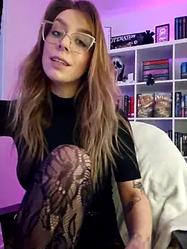 LilyOrion online show from 03/01/26, 01:49