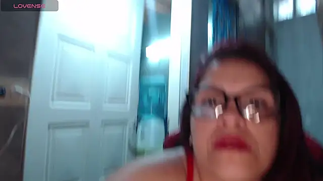 AyantiPonz79 online show from 03/15/26, 04:03