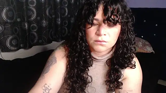 ANGELIQUE KLANE online show from 03/23/26, 08:52