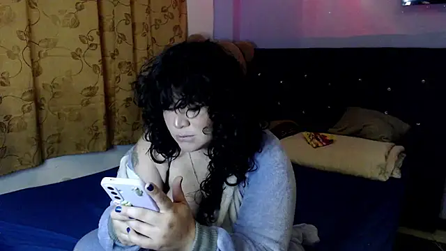 Snapshot of ANGELIQUE_KLANE chatting on 10/09/25, 06:25 ANGELIQUE KLANE online show from 10/09/25, 06:25