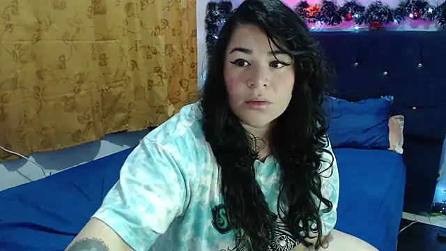 ANGELIQUE KLANE online show from 12/21/25, 10:54