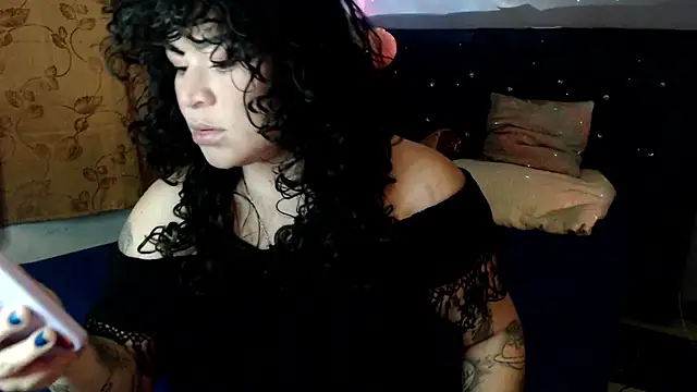 Snapshot of ANGELIQUE_KLANE chatting on 10/03/25, 04:25 ANGELIQUE KLANE online show from 10/03/25, 04:25