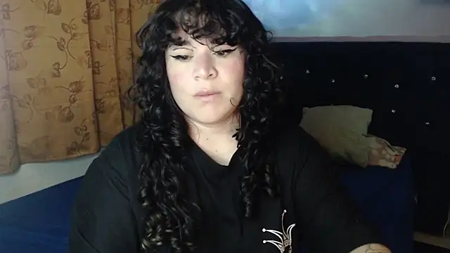 ANGELIQUE KLANE online show from 12/03/25, 02:27